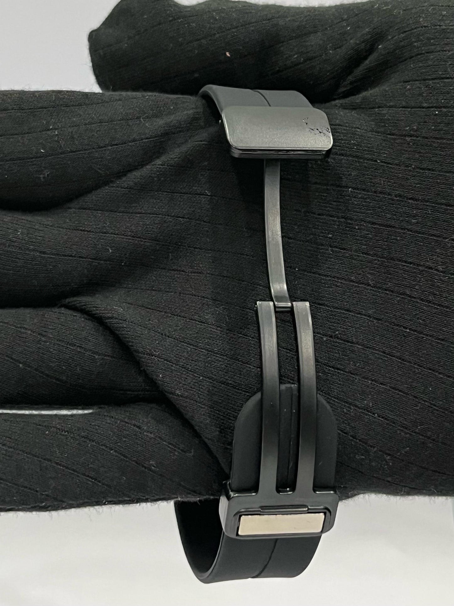 MITINA Magnetic Silicone Strap