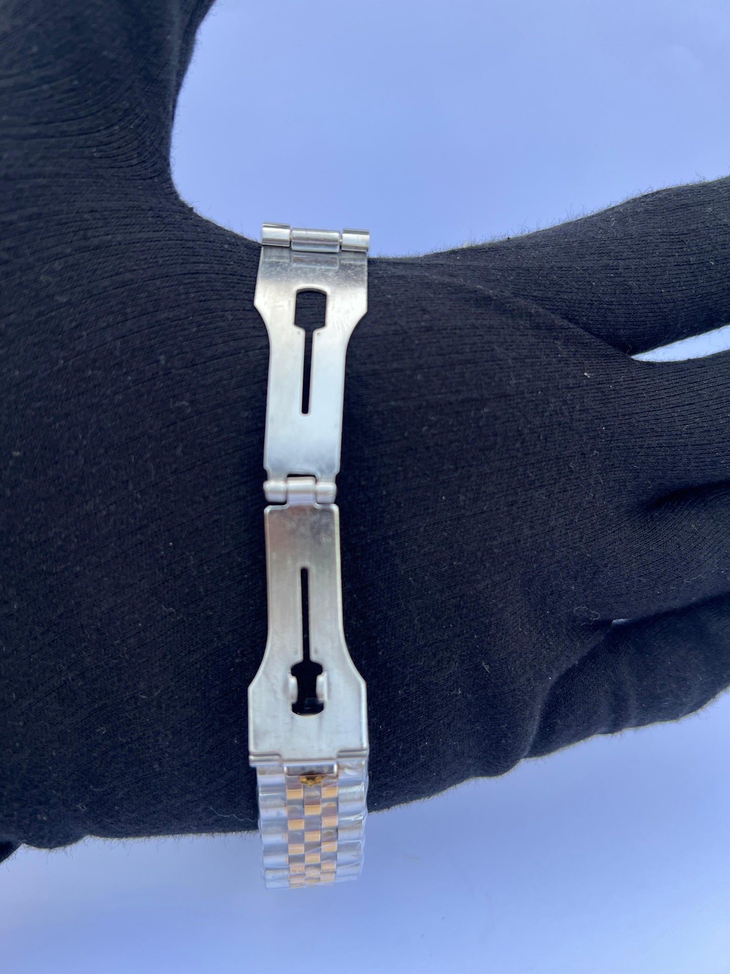 Rolex Submariner Style Watch – Black & Gold Bezel