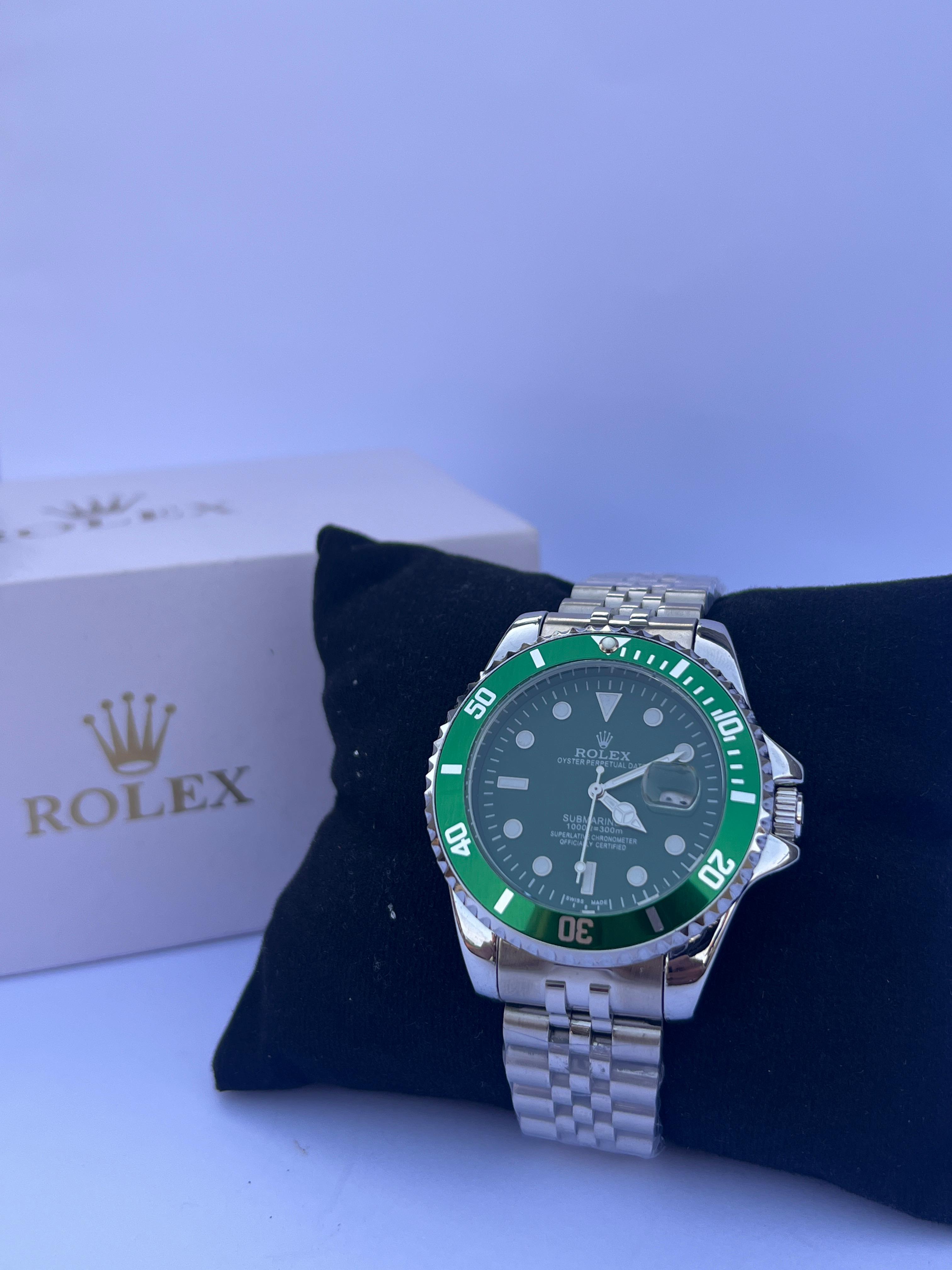 Rolex Submariner Style Watch – Green Bezel