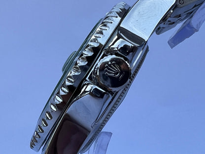 Rolex Submariner Style Watch – Green Bezel